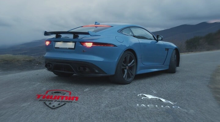 Jaguar F-Type coupé SVR - vidéo drone Timothé IMBERT